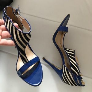 Women Guess sandals